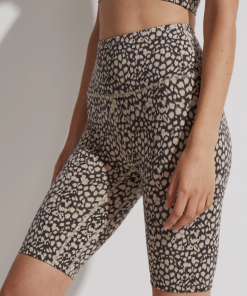 Varley Let's Move Short Tan Spot