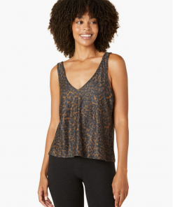 Beyond Yoga Double V Tank Chai Tortoise