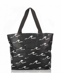 Aloha Collection White On Black SeaSide Day Tripper